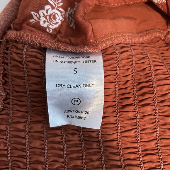 Altar'd State Rust Floral Crop Top - Picture 5 of 6